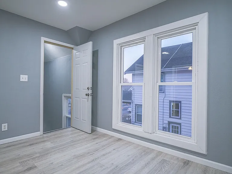 934 Ridge Ave #2 — Photo 10