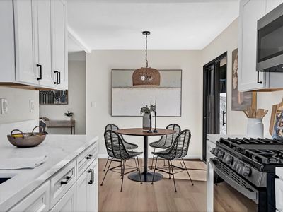 8438 Capricorn Way UNIT 11, San Diego, CA, 92126