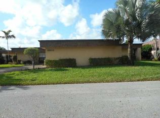 6300 White Oak Ln, Tamarac, FL 33319