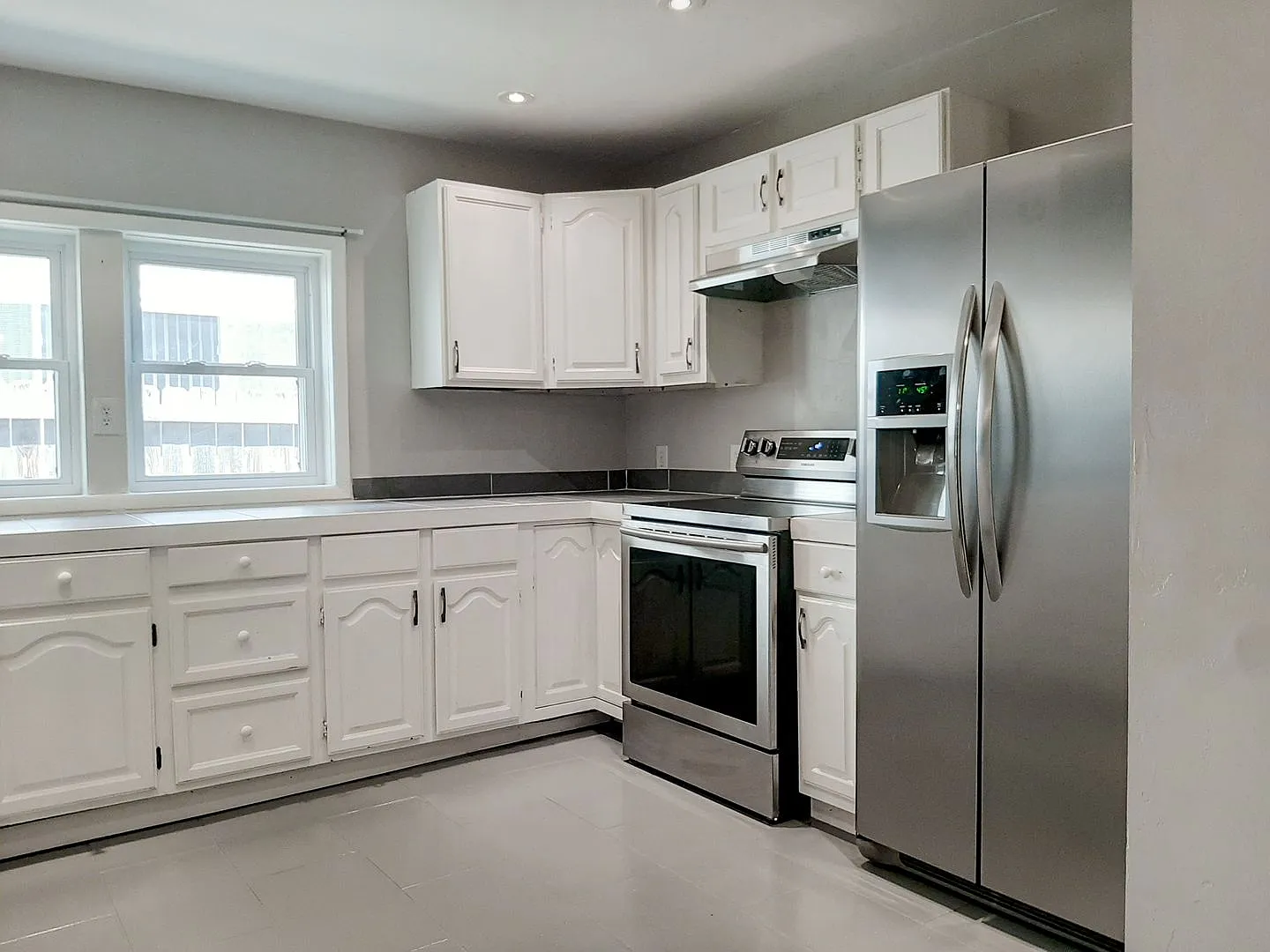 Beautiful 3-Bedroom Home in the Heart of Old Town Fort Collins! — Photo 2