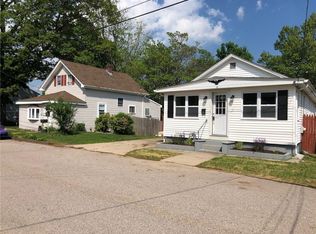 26 Floyd Ave, Riverside, RI 02915