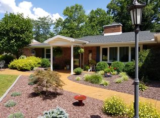 922 Glendale Rd, Marietta, OH 45750