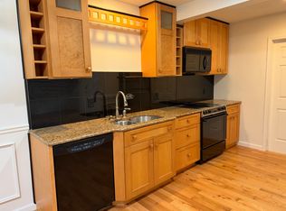 20 Kellogg Rd #2, New Hartford, NY 13413