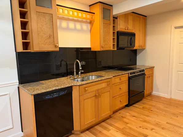 20 Kellogg Rd, New Hartford, NY