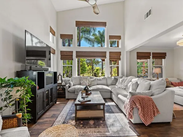 2475 Quail Creek Pl, Escondido, CA 92027