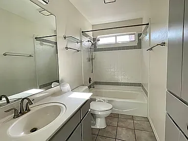 4 bed, 2.5 bath, 3069 sqft, $6,500 — Photo 4