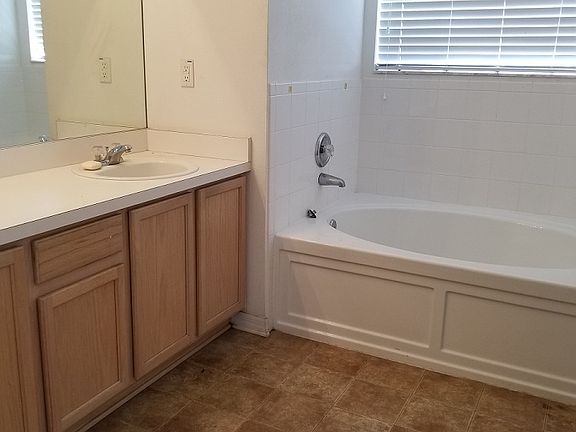 5th image of 12004 Butler Woods Cir