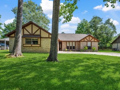 2215 Papoose Trl, Crosby, TX, 77532