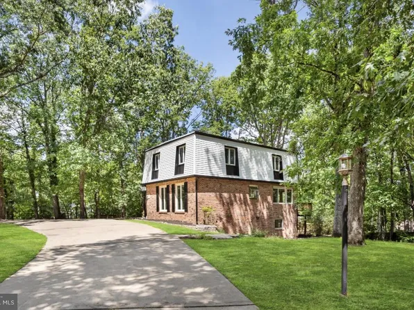 1002 Isabella Dr, Stafford, VA 22554