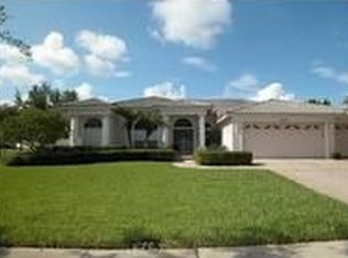 5018 Cross Pointe Dr, Oldsmar, FL 34677