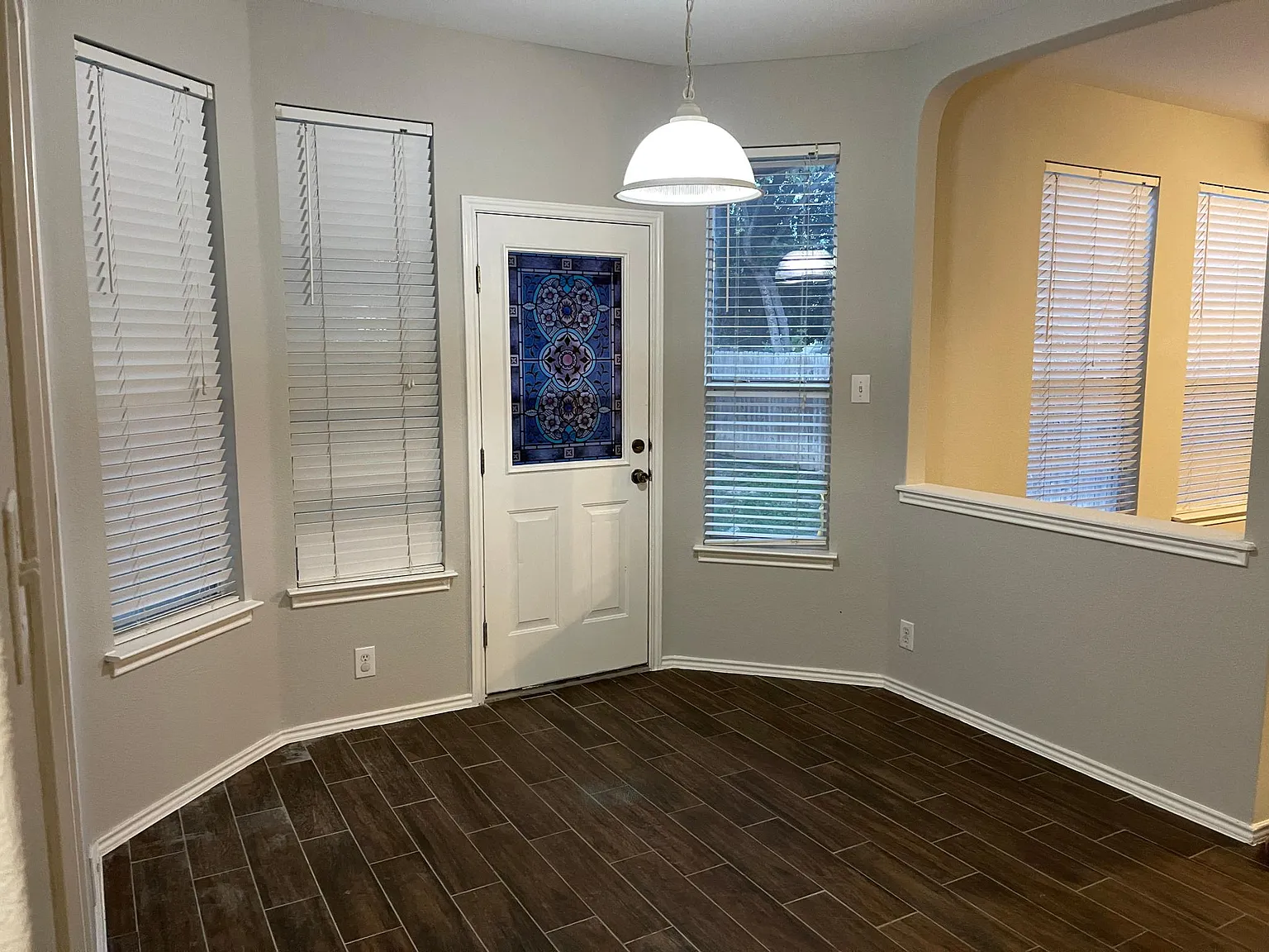 3 bed, 2.5 bath, 2180 sqft, $2,045 — Photo 4