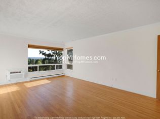 8400 SW Canyon Ln APT 17, Portland, OR