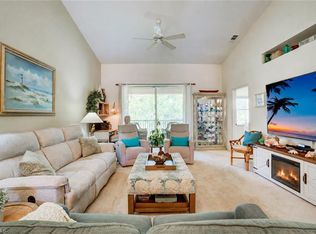 509 Robin Hood Cir UNIT 202, Naples, FL 34104