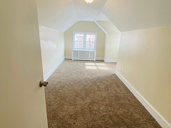 4th image of 35 Altonwood Pl APT 7