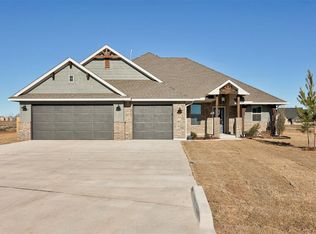 8545 Kayce St, El Reno, OK 73036