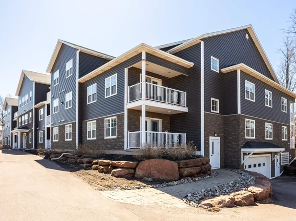 29 Stratford Rd #105, Stratford, PE C1B 1T4