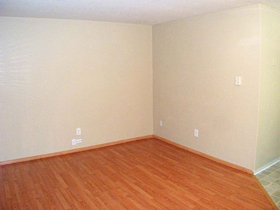 5th image of 31010 18th Ave S APT D