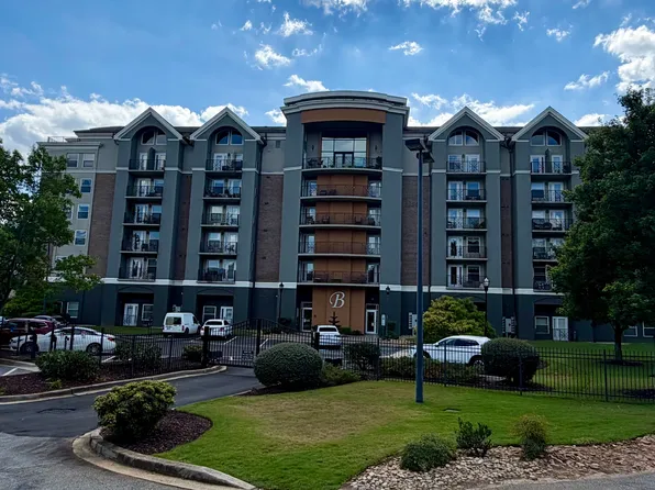 1001 Church St #102, Greenville, SC 29601