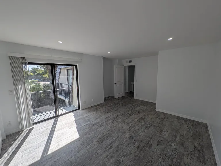 1733 N Congress Ave — Photo 20