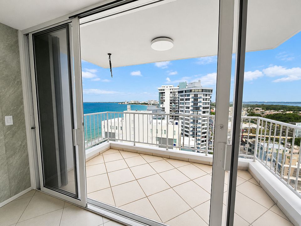 1st image of 3409 Avenue Isla Verde #1401