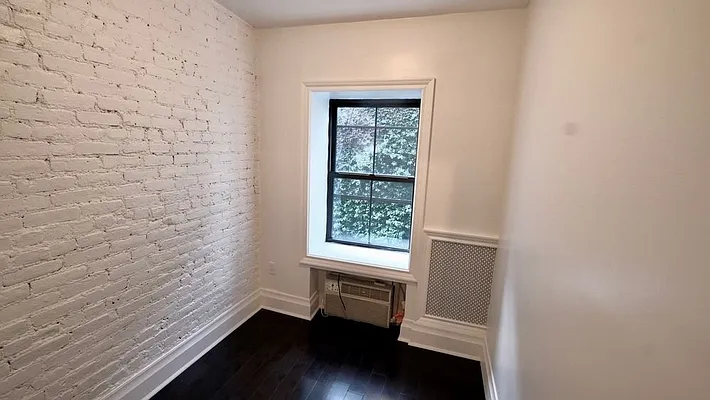 Rented by Corcoran | media 11