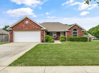 3628 W Clearwood Dr, Fayetteville, AR 72704