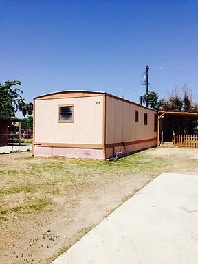 908 Curtis Dr photo 1