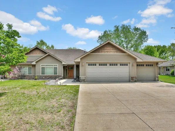 39037 Grand Ave, North Branch, MN 55056