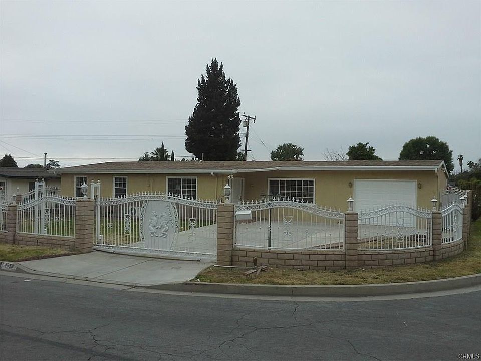 1st image of 4953 N De Lay Ave