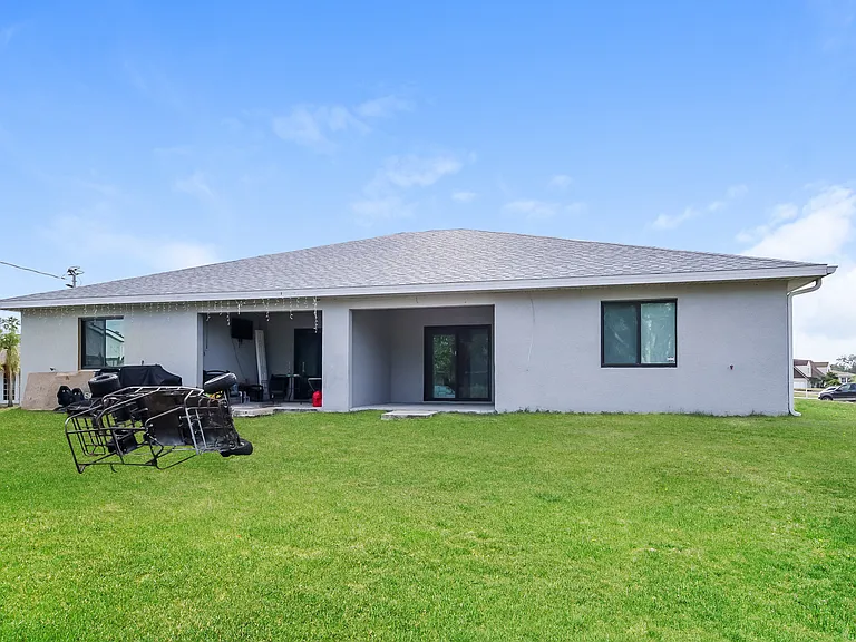 7636 Carrier Rd — Photo 15
