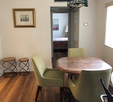 3rd image of 194 Monaco Way