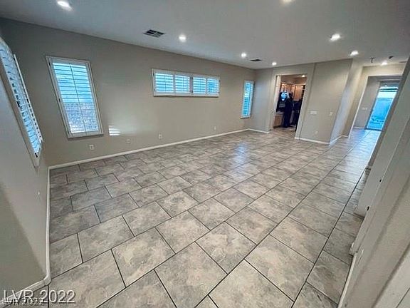 5th image of 10668 Isola Bella St