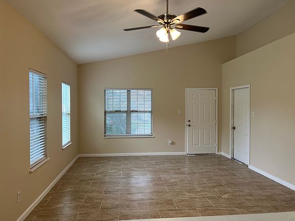 Spacious living/family room
