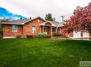 126 Plantation Ln, Idaho Falls, ID 83404