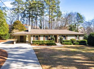 5018 Tanglewood Dr, Raleigh, NC 27612