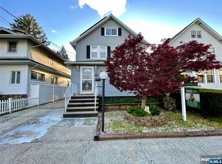 172 Roosevelt Ave, Bergenfield, NJ 07621