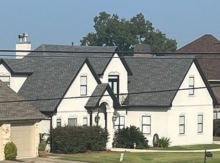 103 Riverwood Dr, Saint Rose, LA 70087