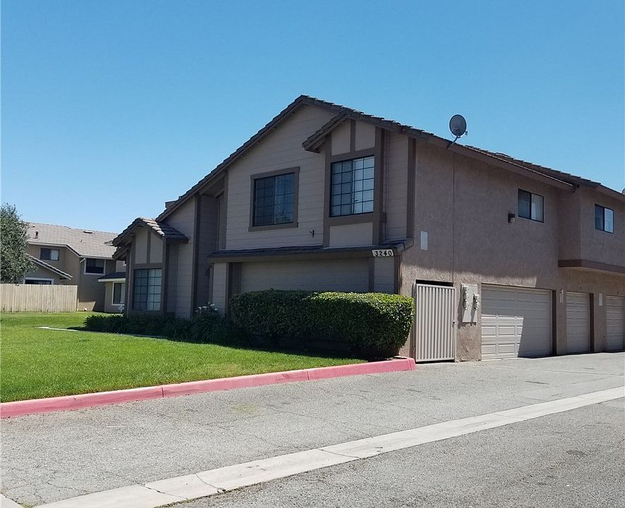 1st image of 3240 Triumph Ln #1