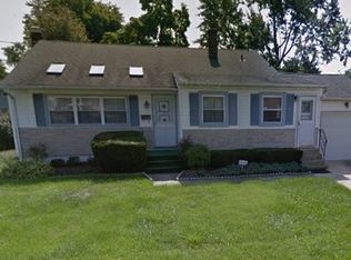 13 Davies Rd, Newark, DE 19713