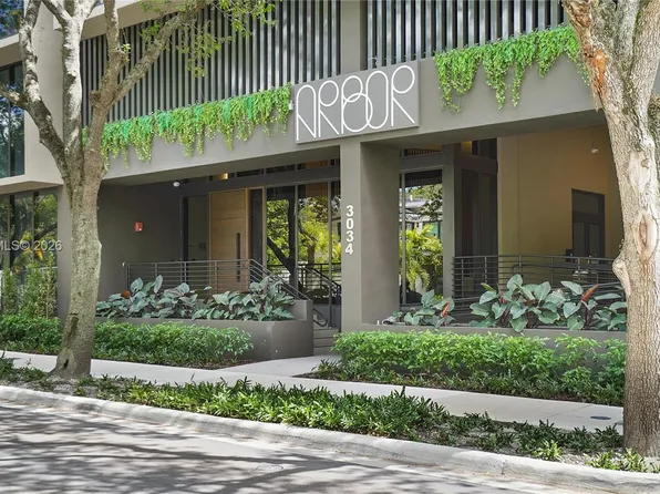 3034 Oak Ave #Townhouse 2, Miami, FL 33133