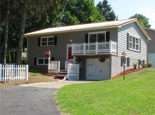 6 Webster Dr, Greenville, PA
