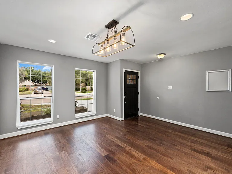 12307 Nova Ct — Photo 21