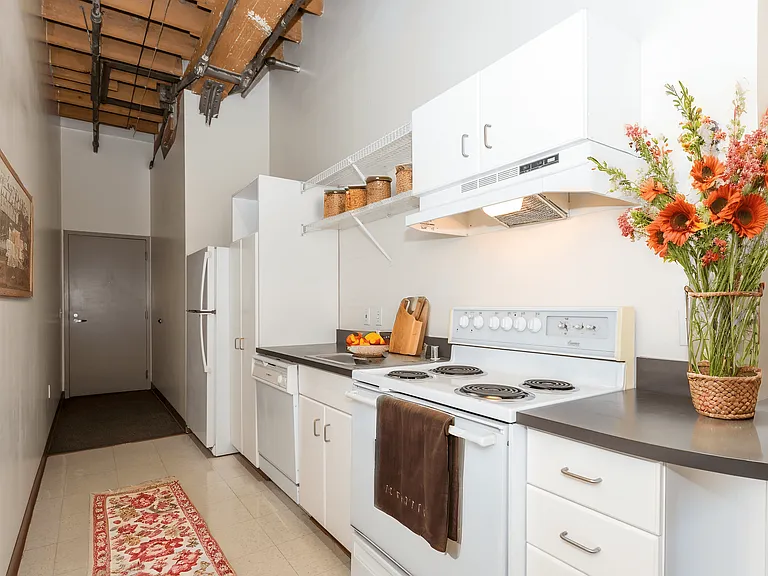 Mercantile Housing — Photo 15