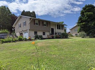 469 Ridge Rd, Lewisberry, PA 17339