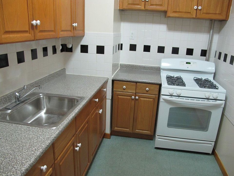 1st image of 4528 42nd St APT 2A