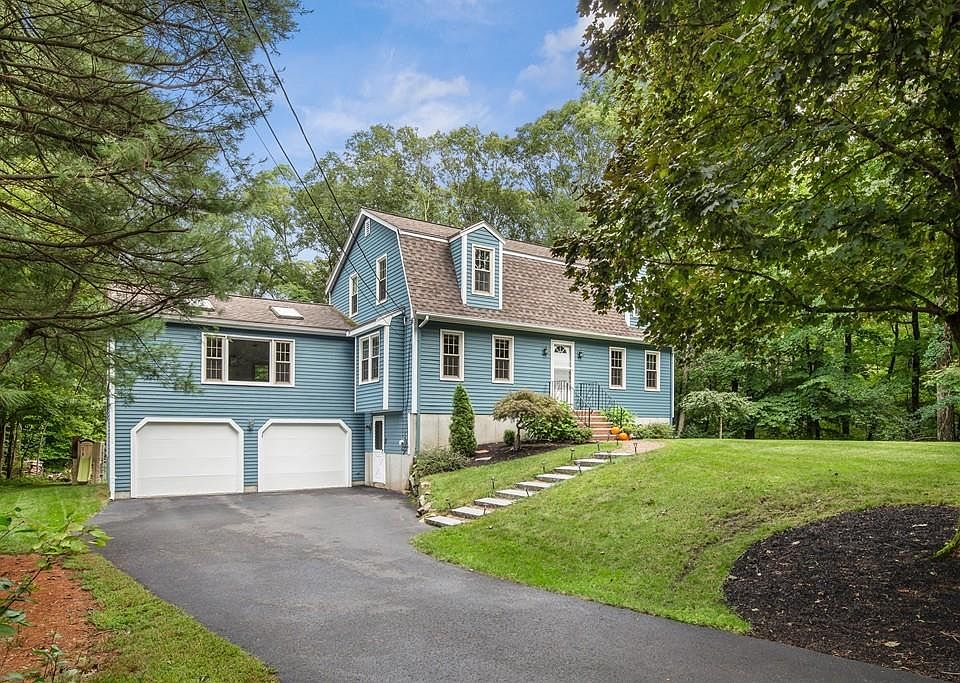 76 Acorn St, Millis, MA 02054 Zillow