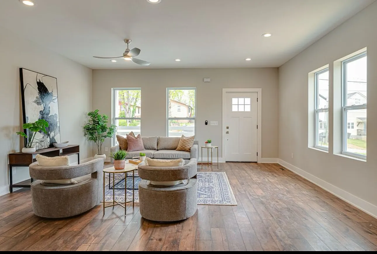 4 bed, 4.5 bath, 2494 sqft, $3,800 — Photo 3