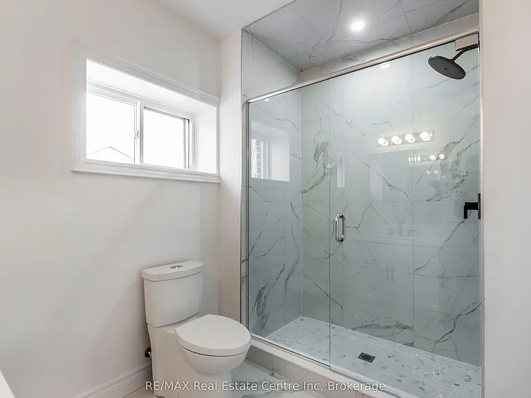 143 S Ambrous Cres — Photo 17