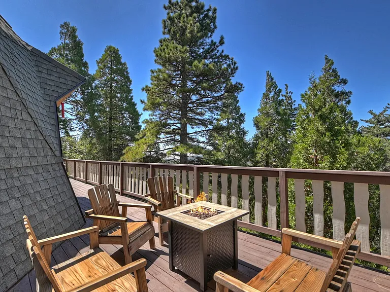 868 Pine Trl — Photo 24