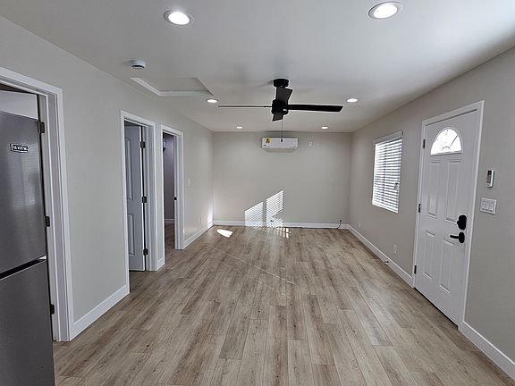 5th image of 11651 Sunglow St